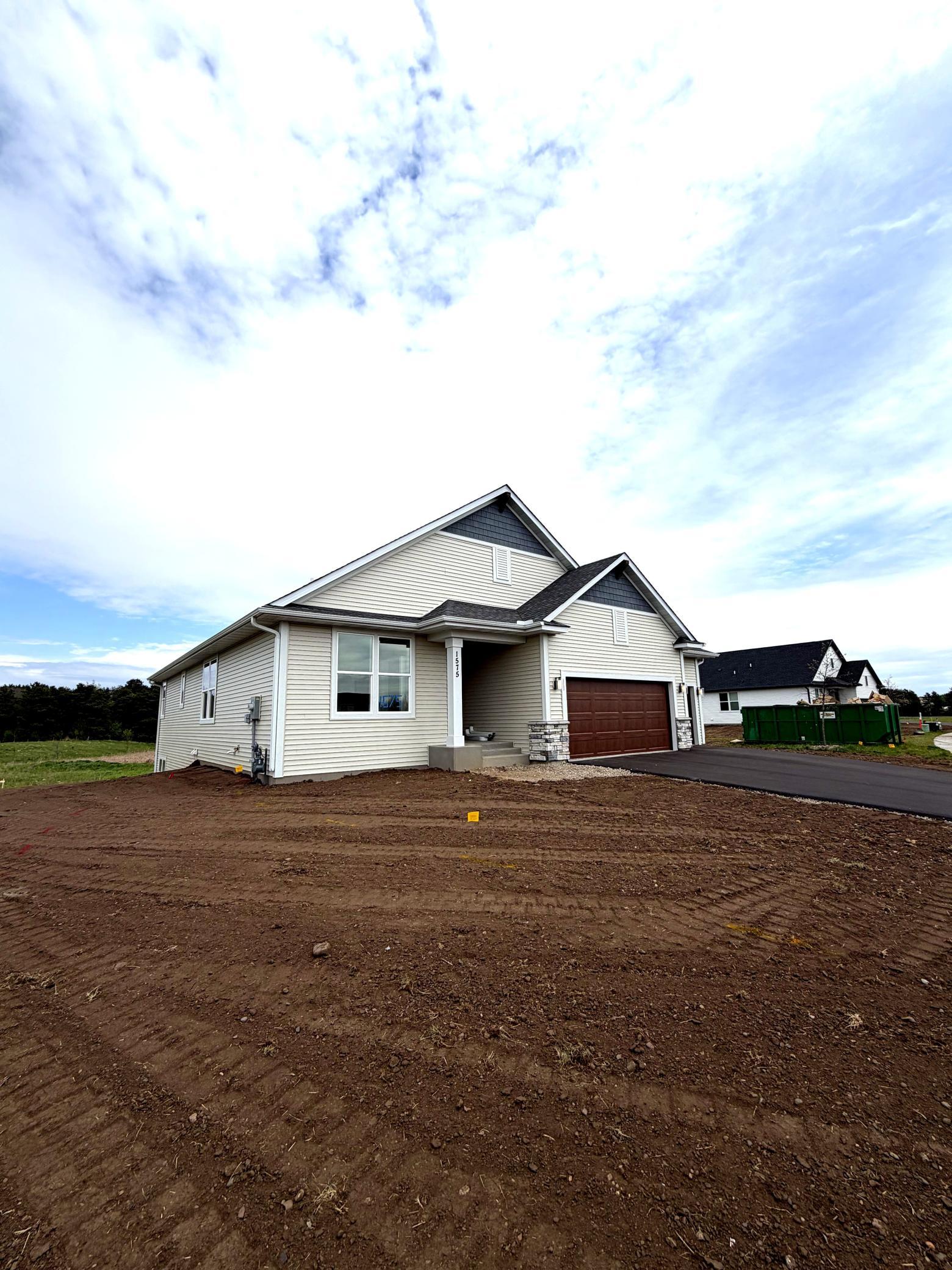 main property photo 5