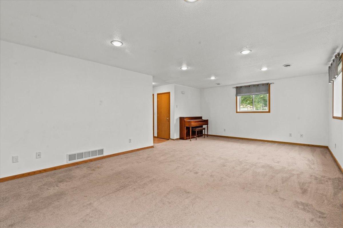 main property photo 61