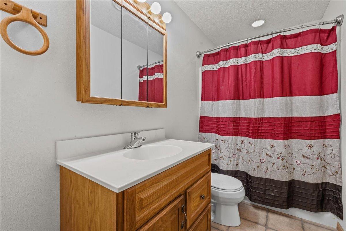 main property photo 79