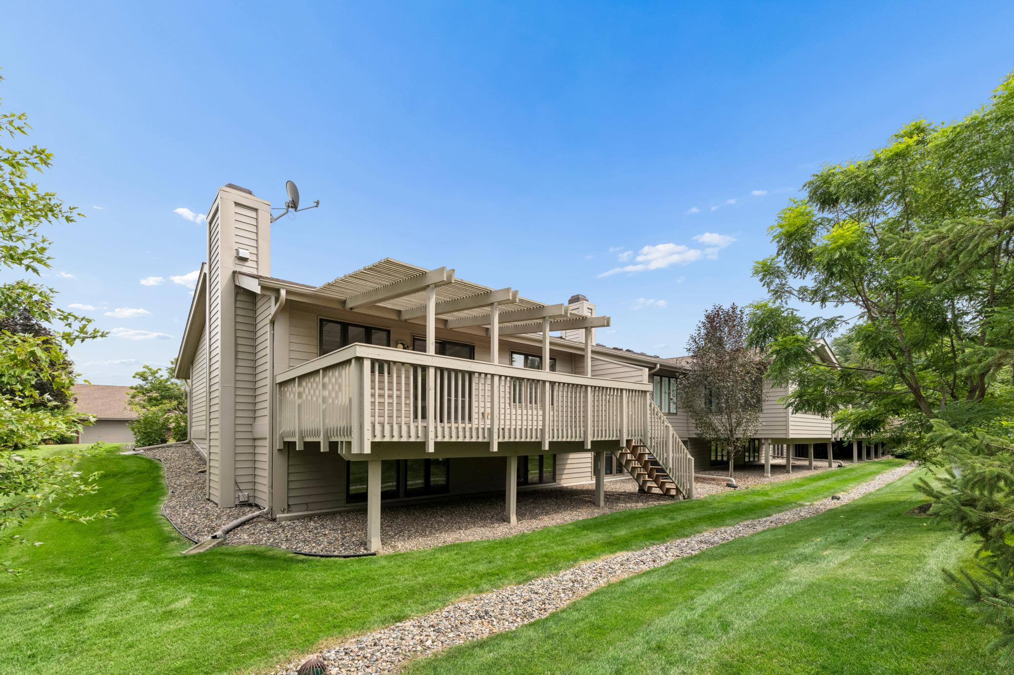 main property photo 41