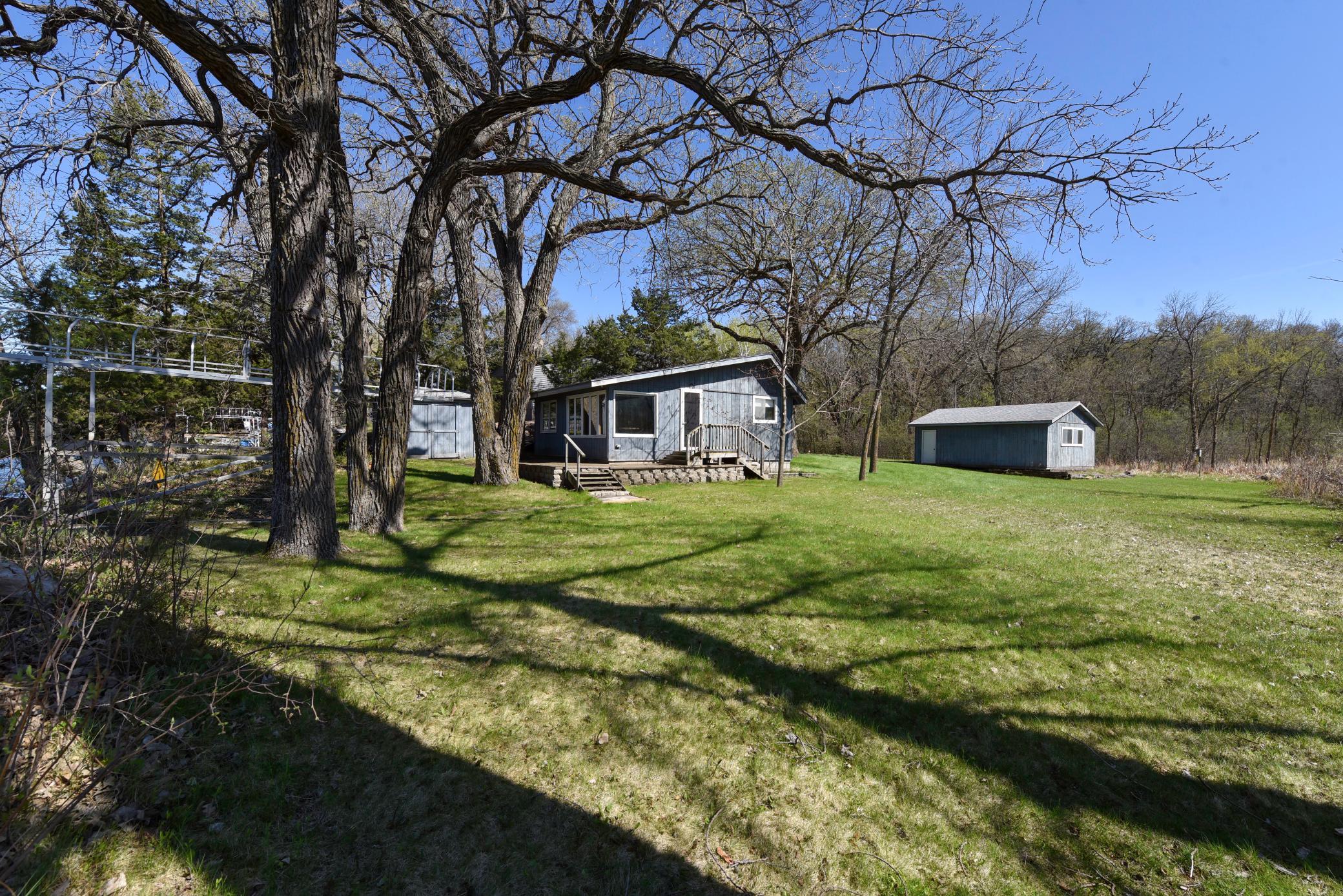main property photo 11