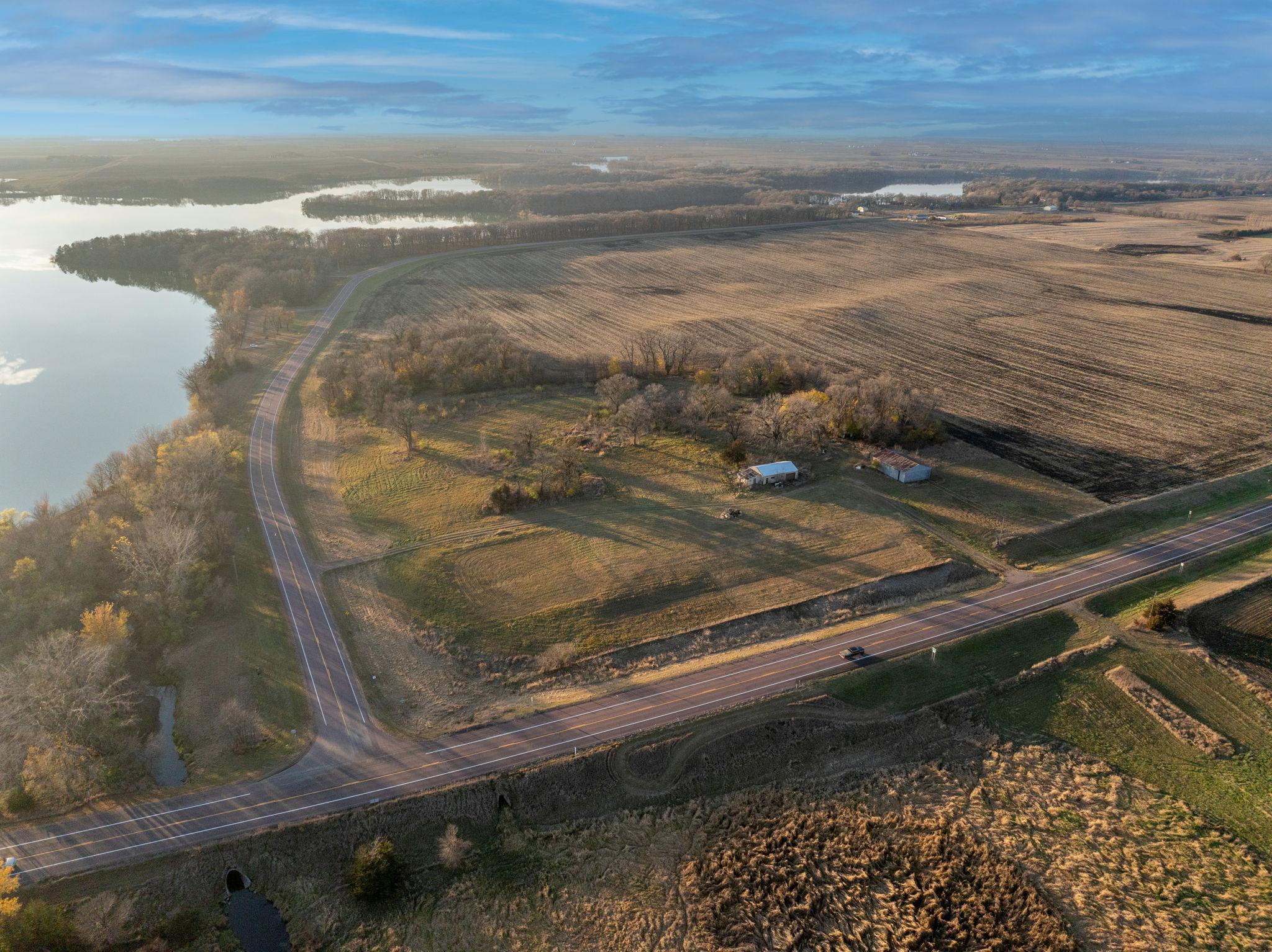 main property photo 7