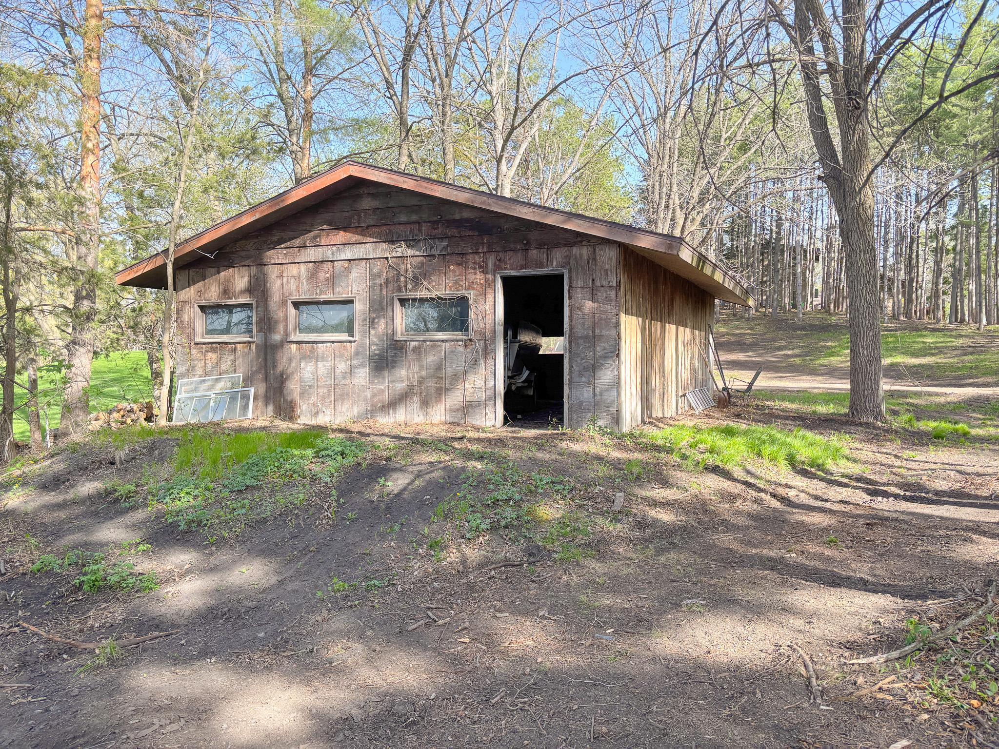 main property photo 44