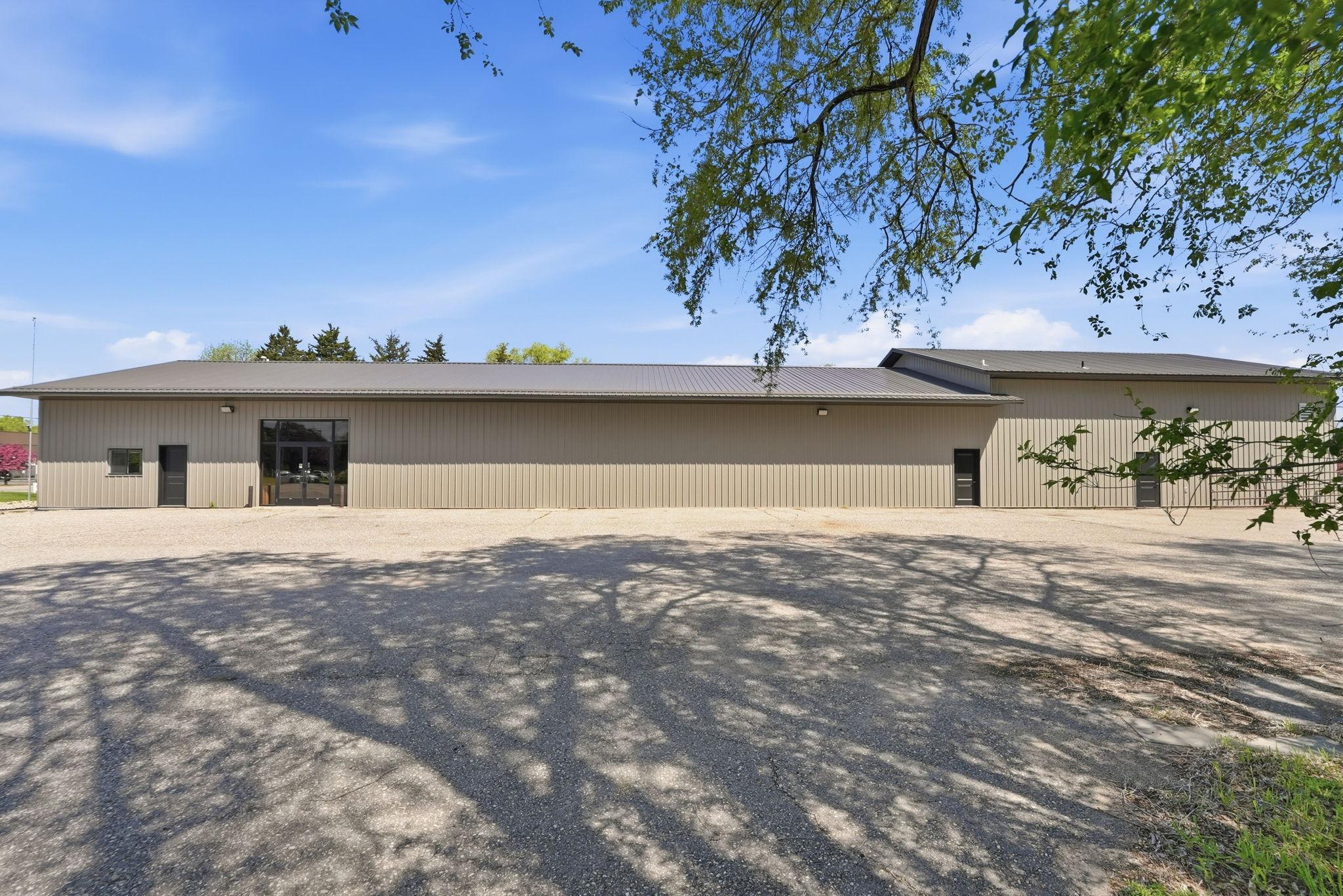 main property photo 2