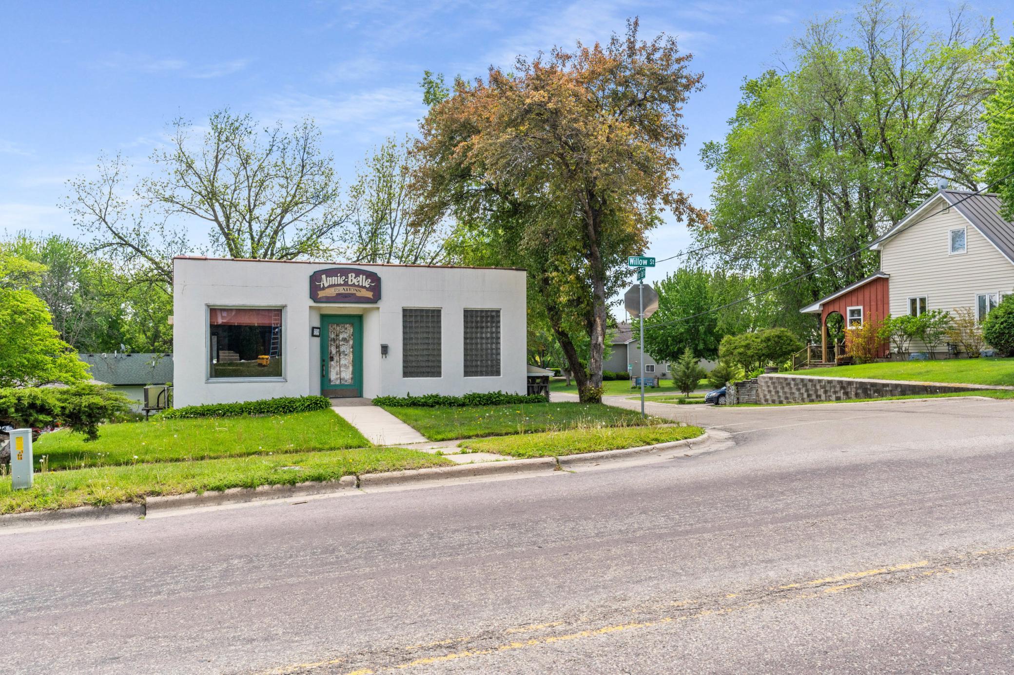 main property photo 3