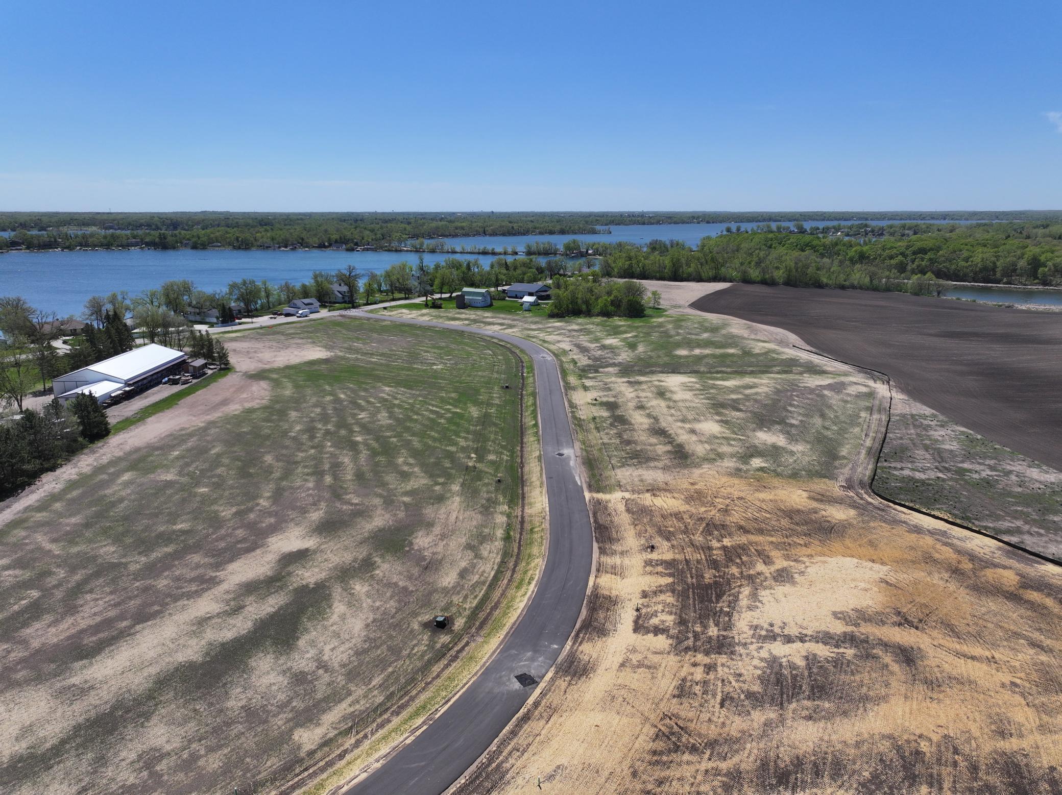 main property photo 6