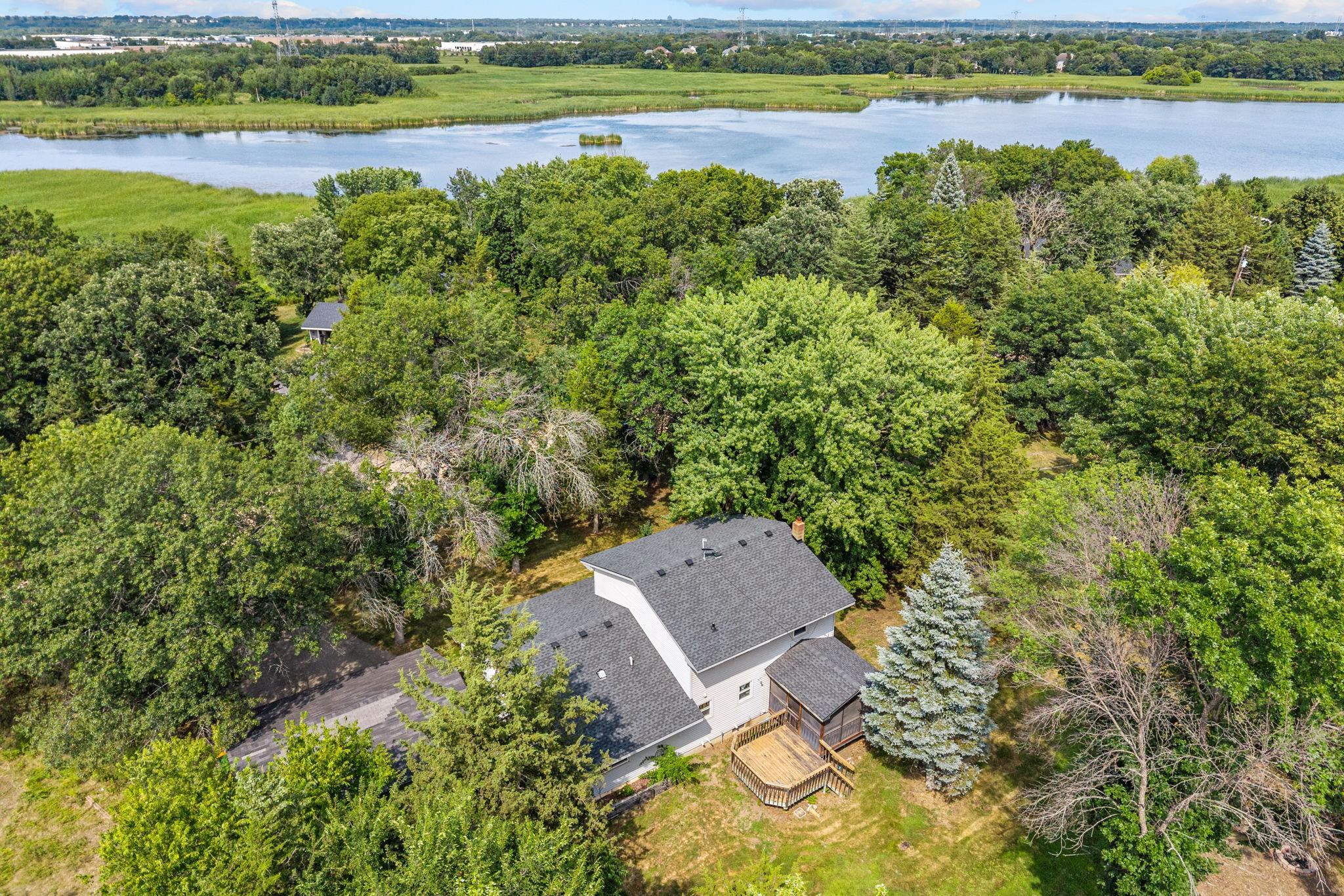 main property photo 27