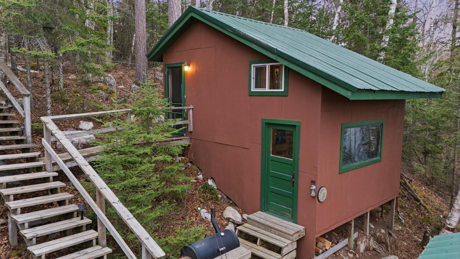 main property photo 44