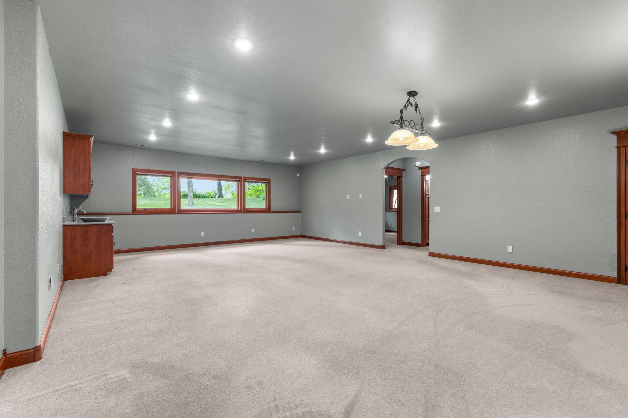 main property photo 81