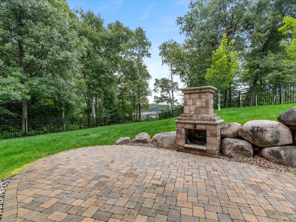 main property photo 35