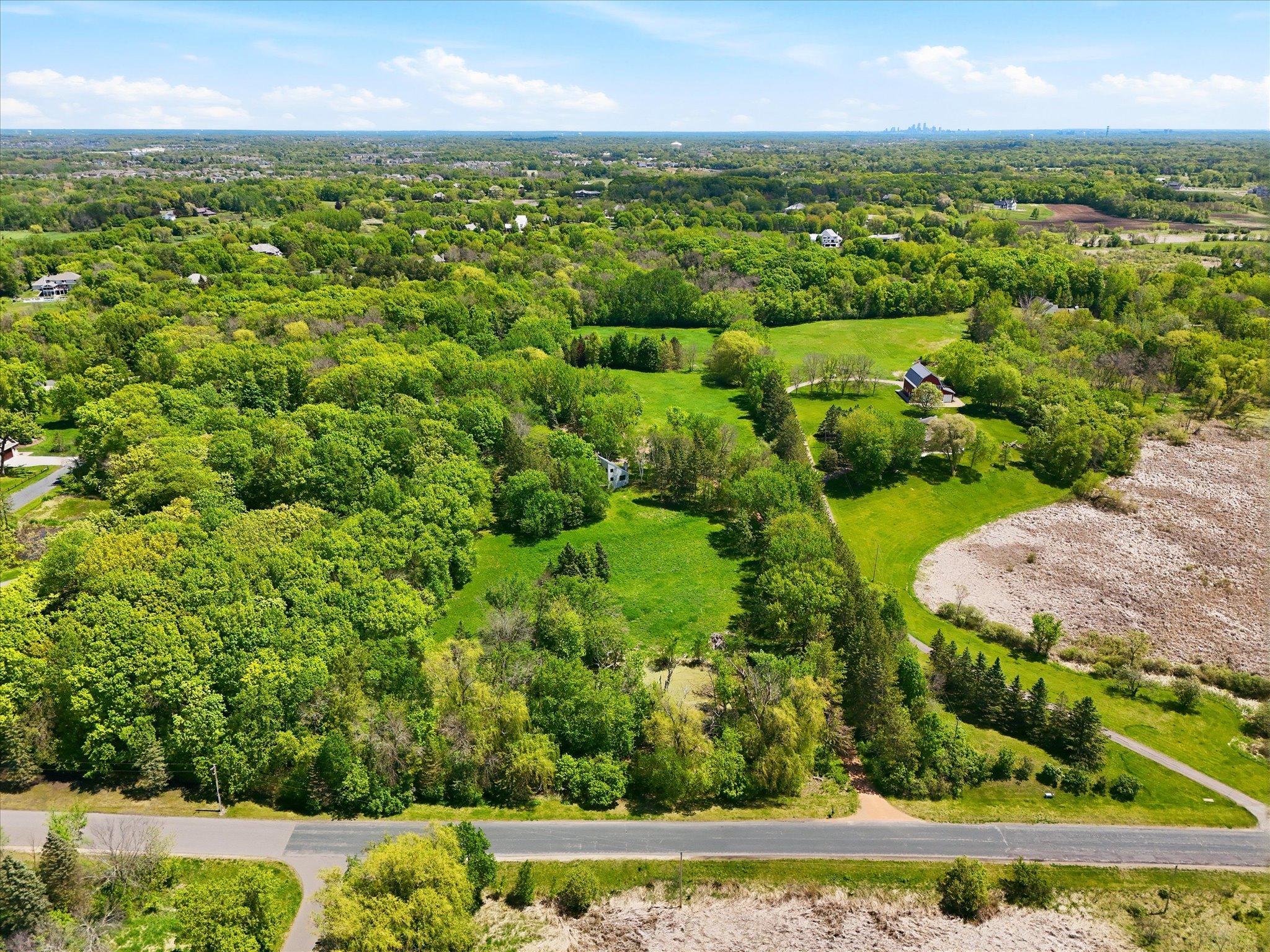 main property photo 13
