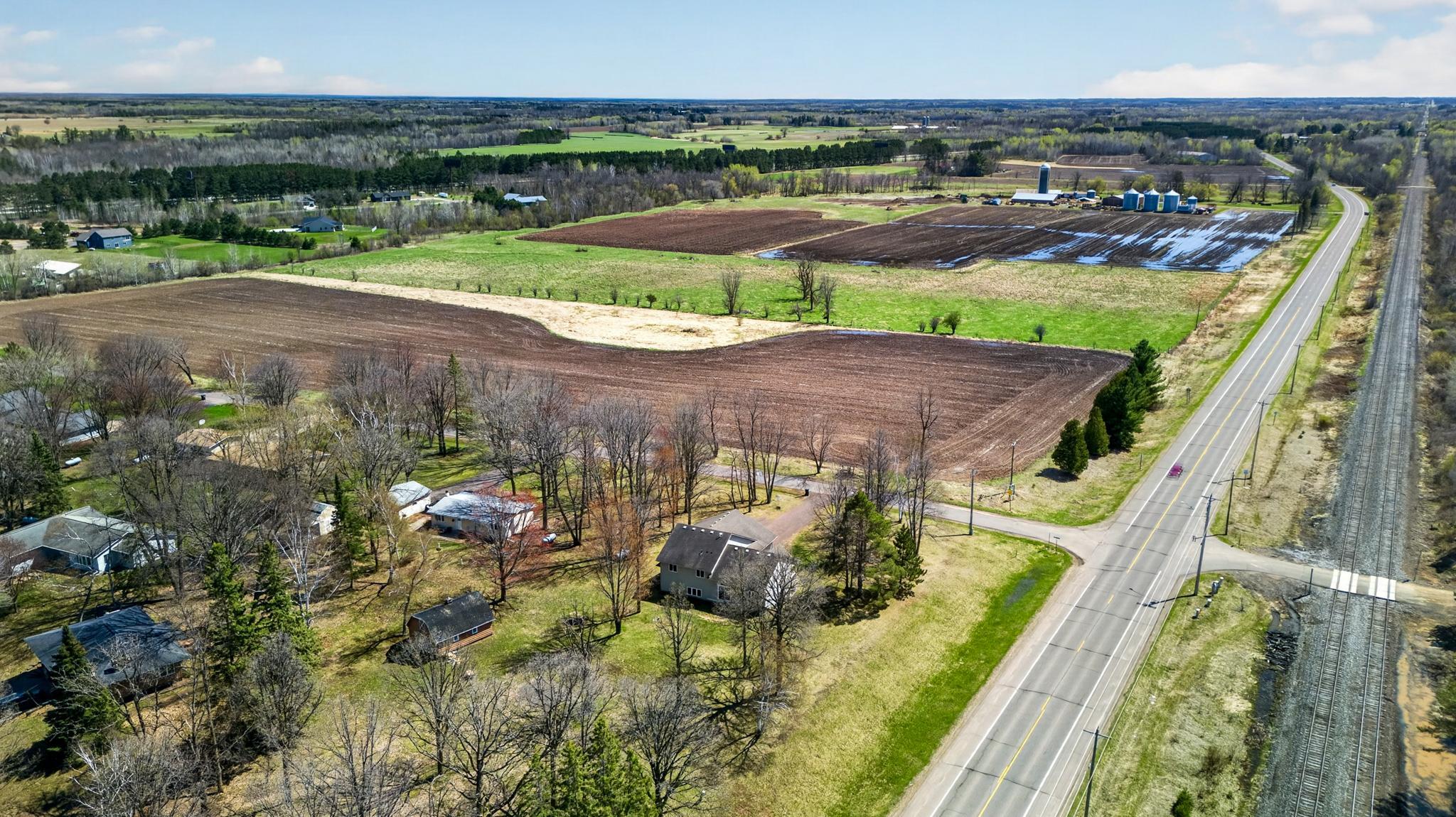main property photo 41