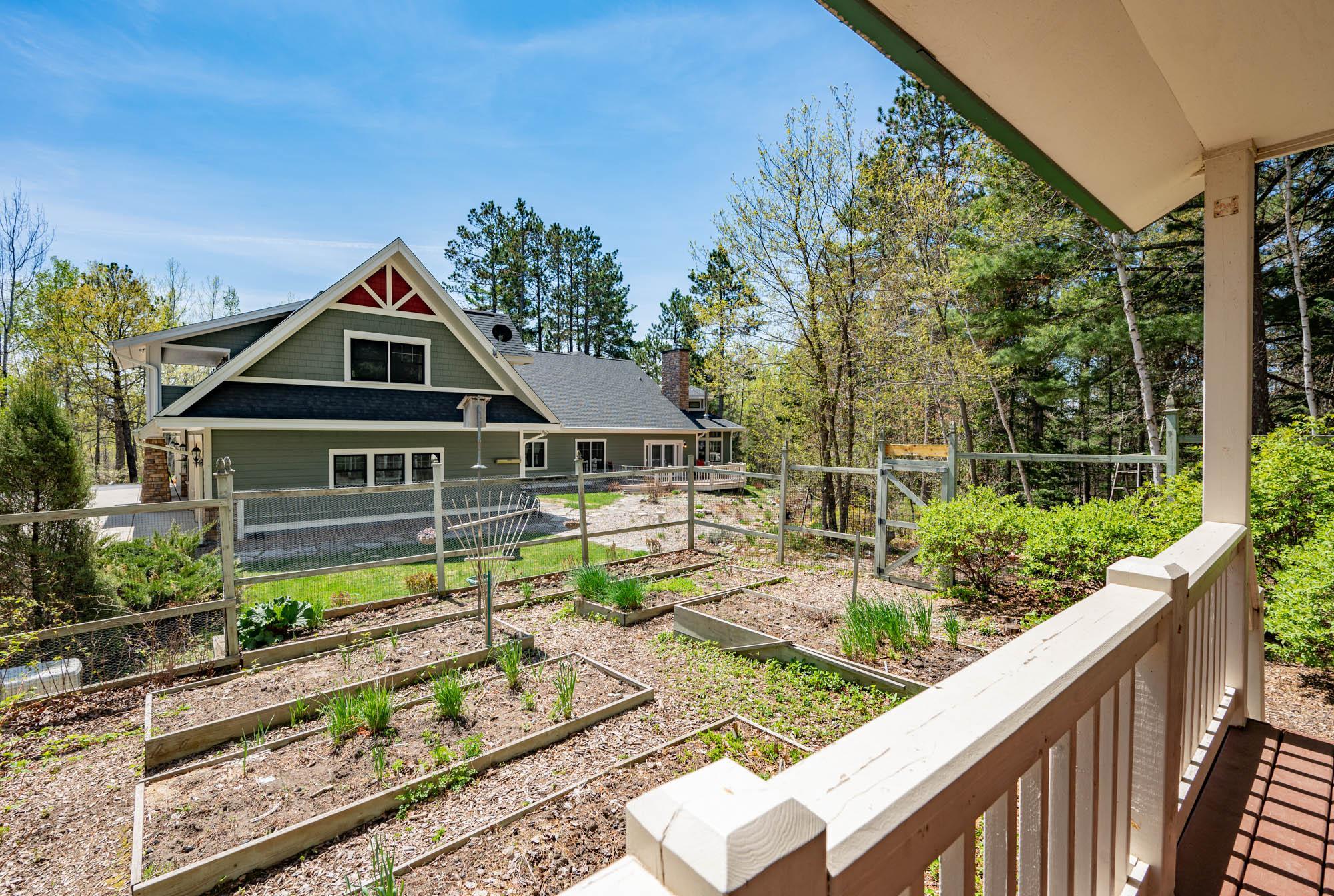 main property photo 60