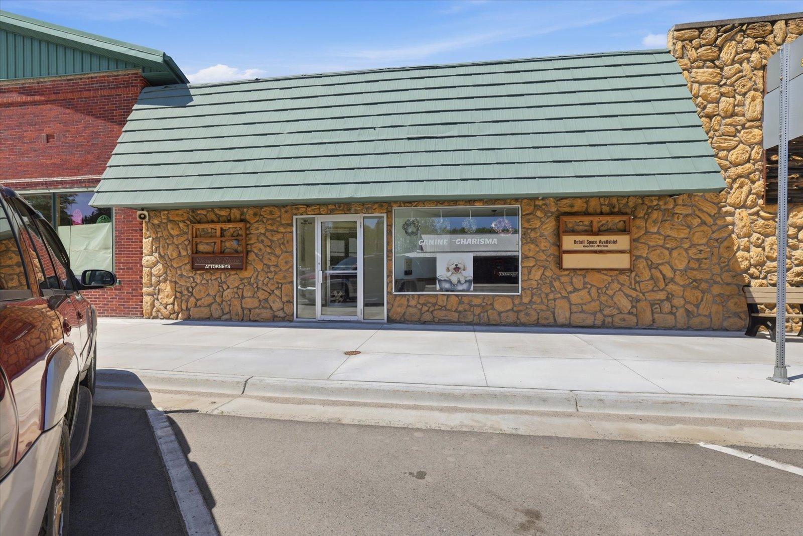 main property photo 41