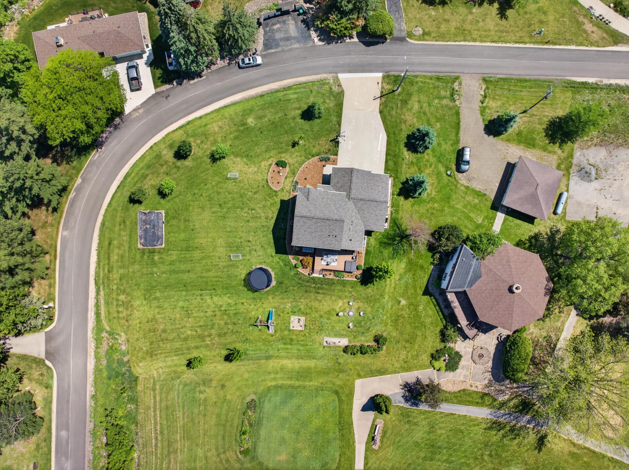 main property photo 50