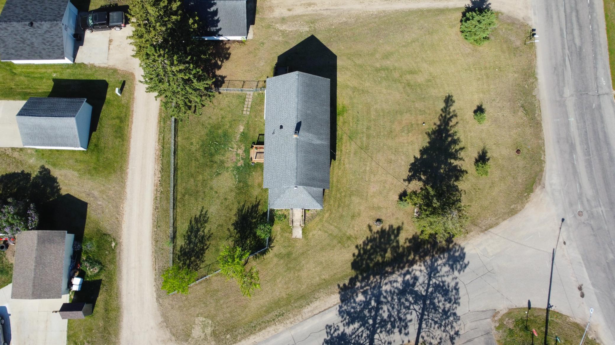 main property photo 41