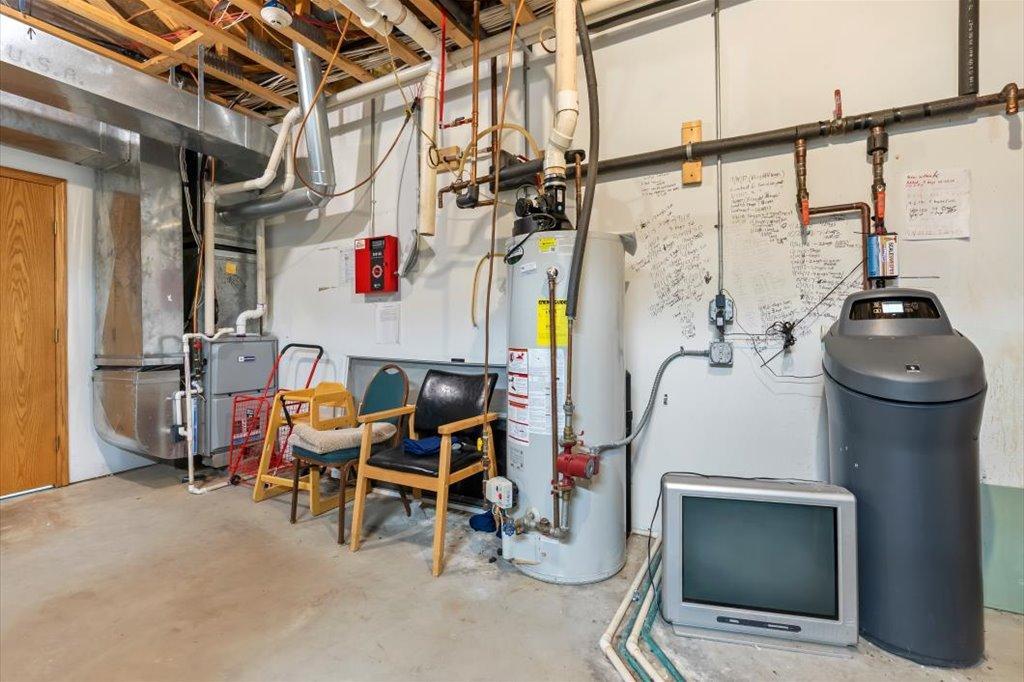 main property photo 50