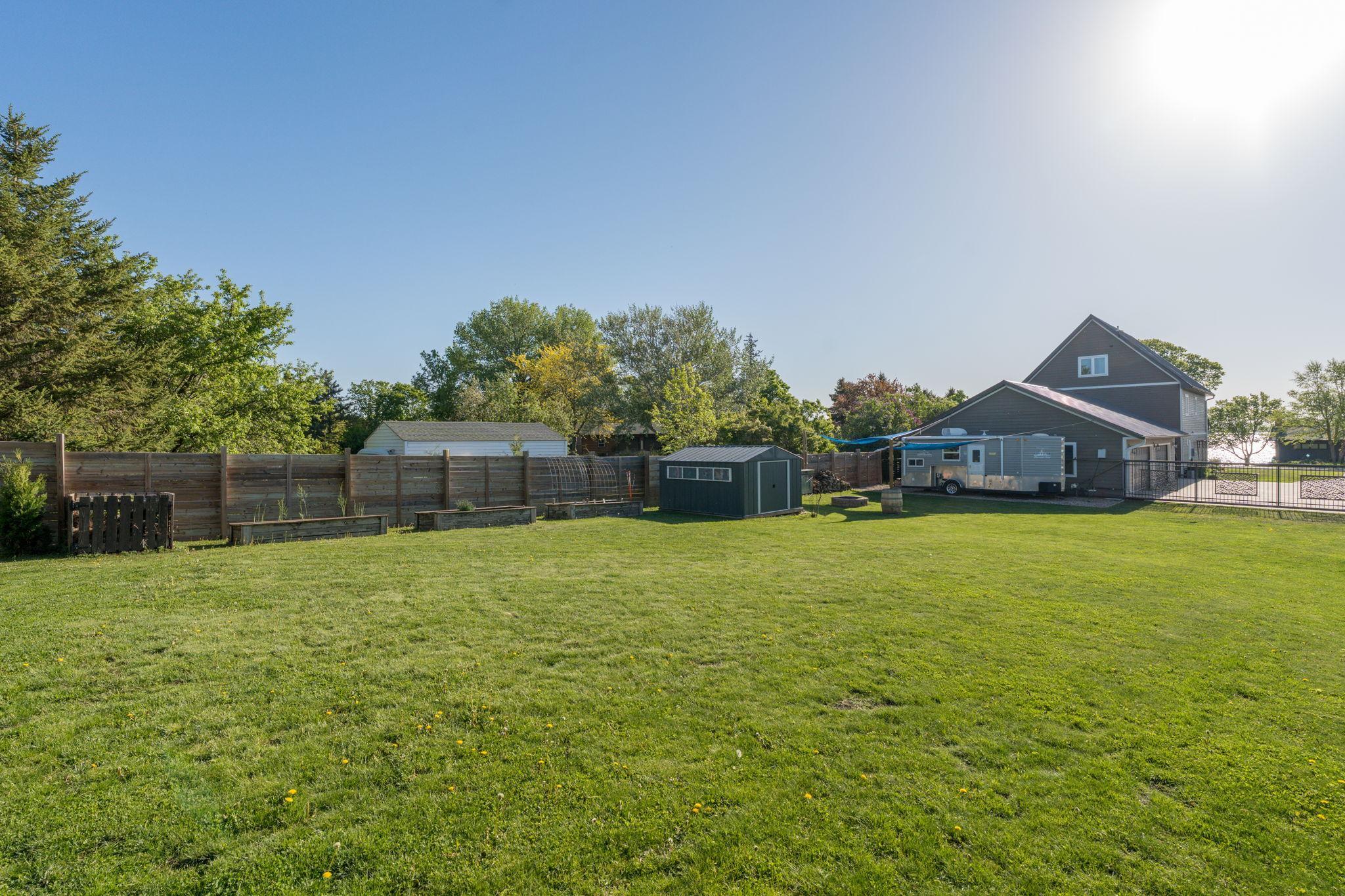 main property photo 47