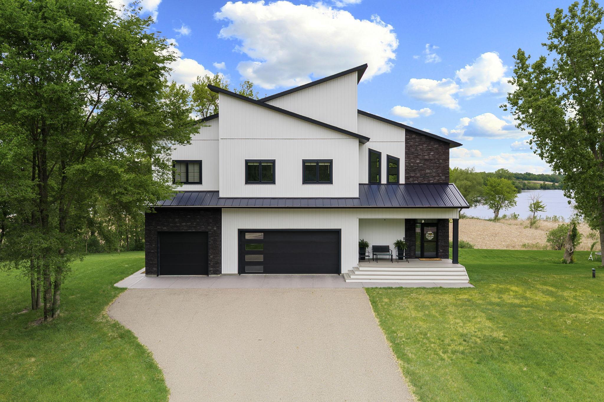 main property photo 87