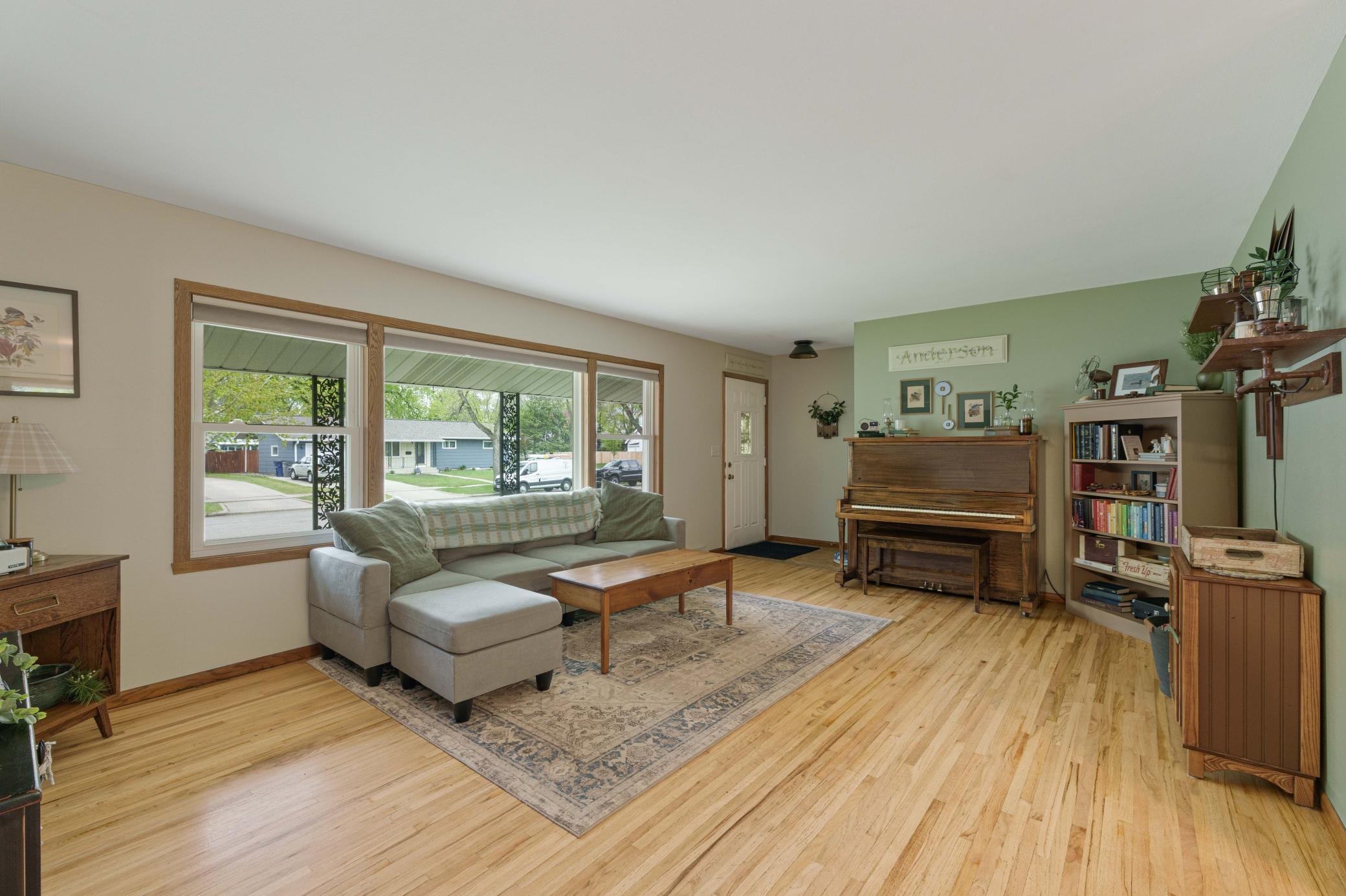 main property photo 9