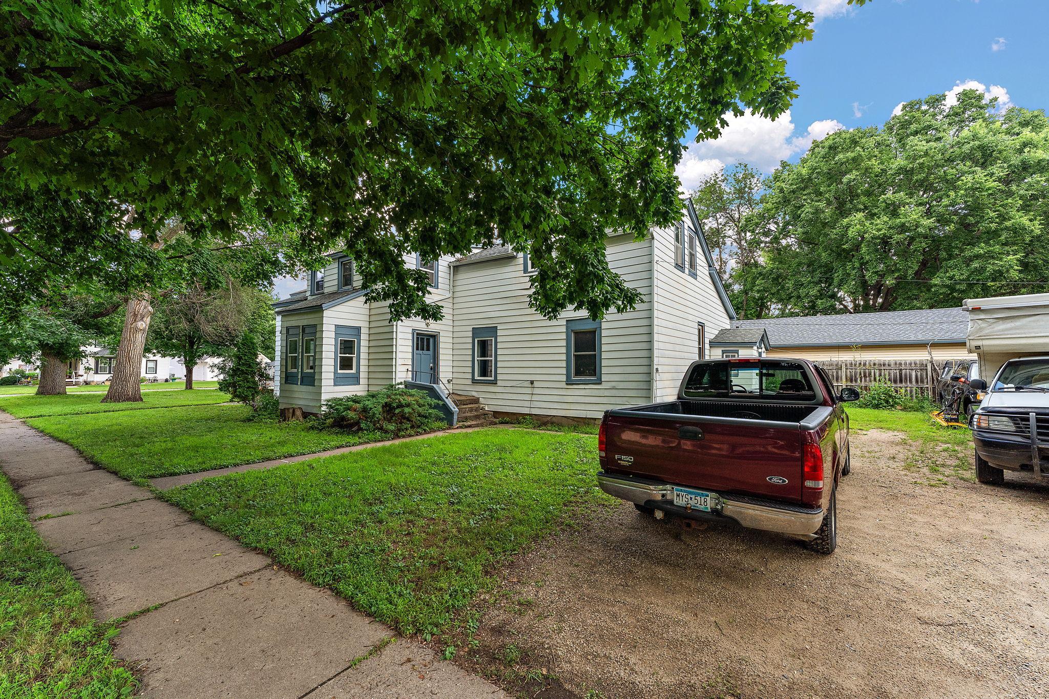main property photo 6
