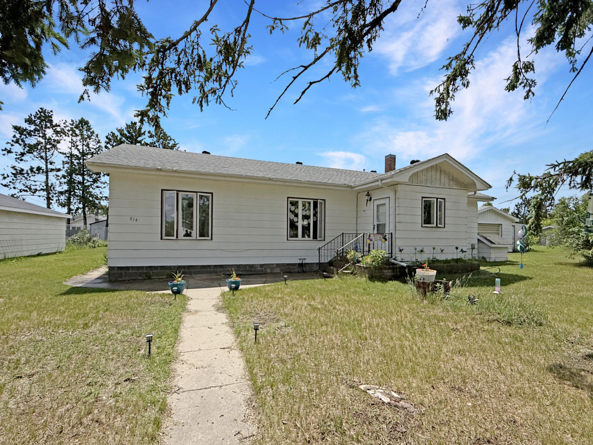 main property photo 20