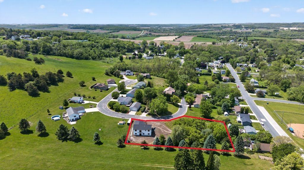 main property photo 41
