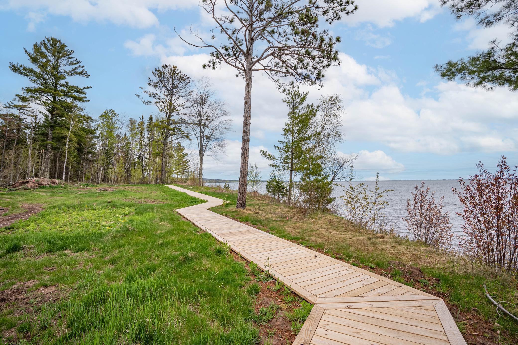 main property photo 76