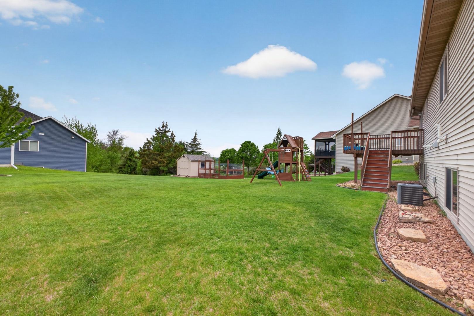 main property photo 50