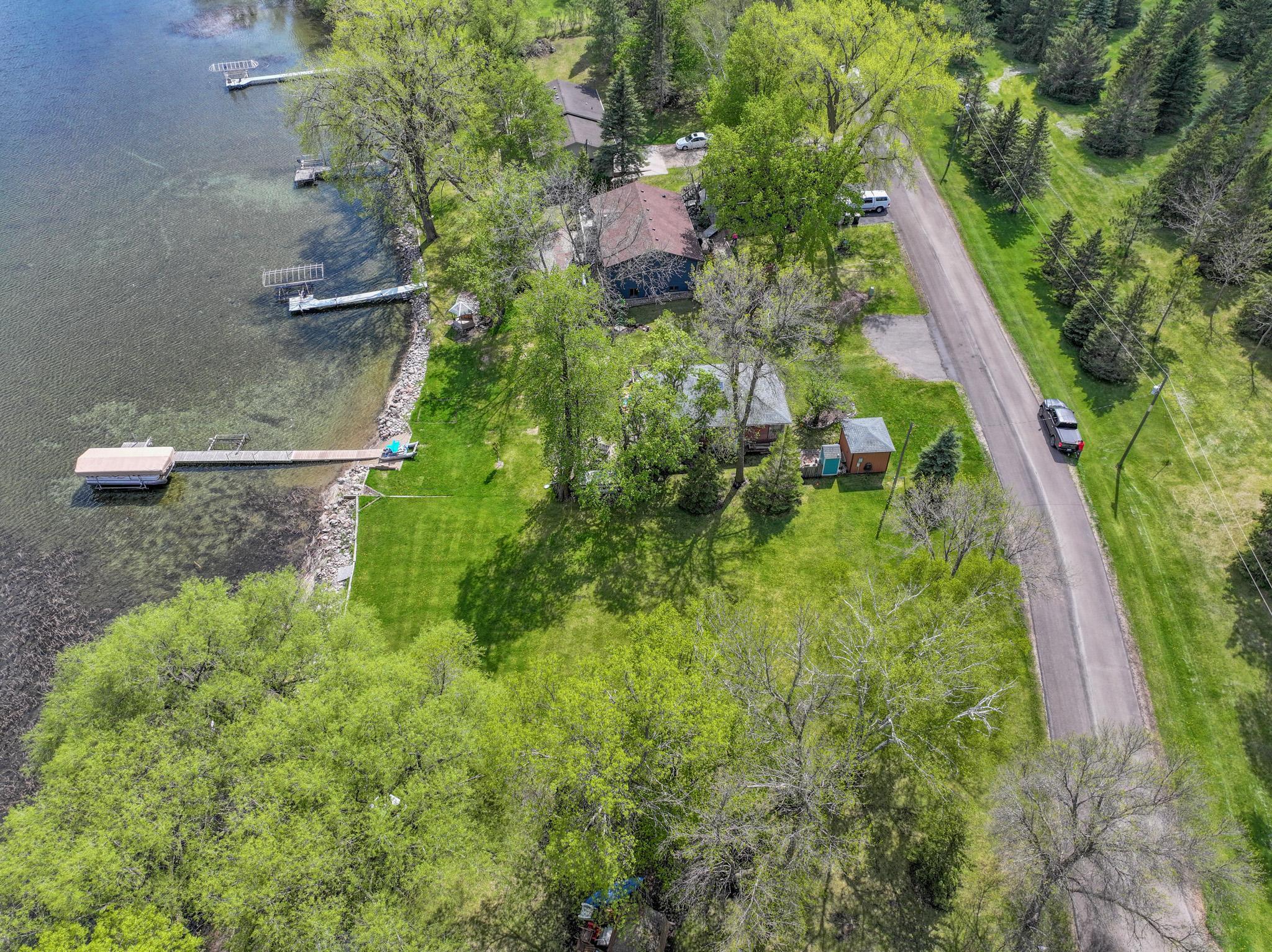 main property photo 9