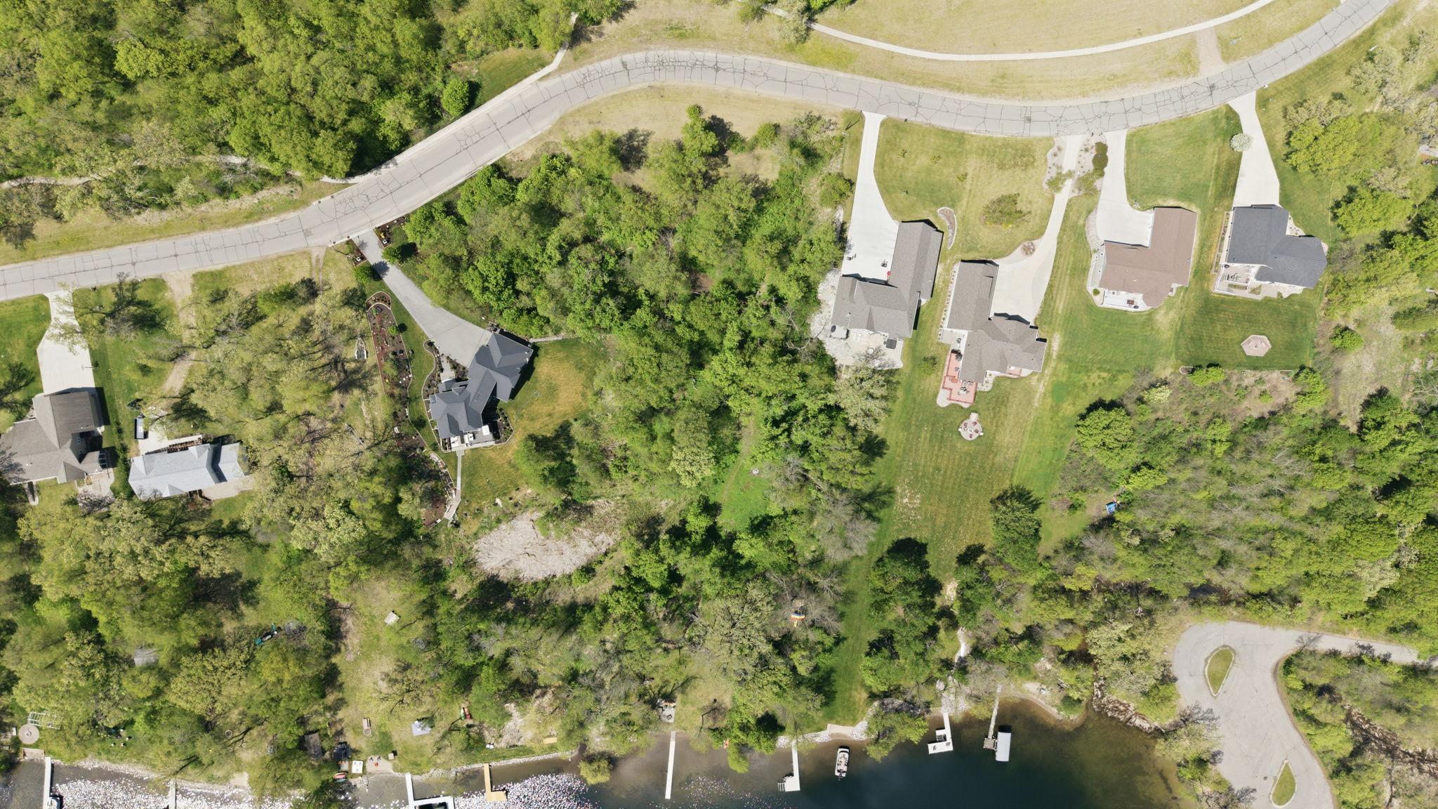 main property photo 34