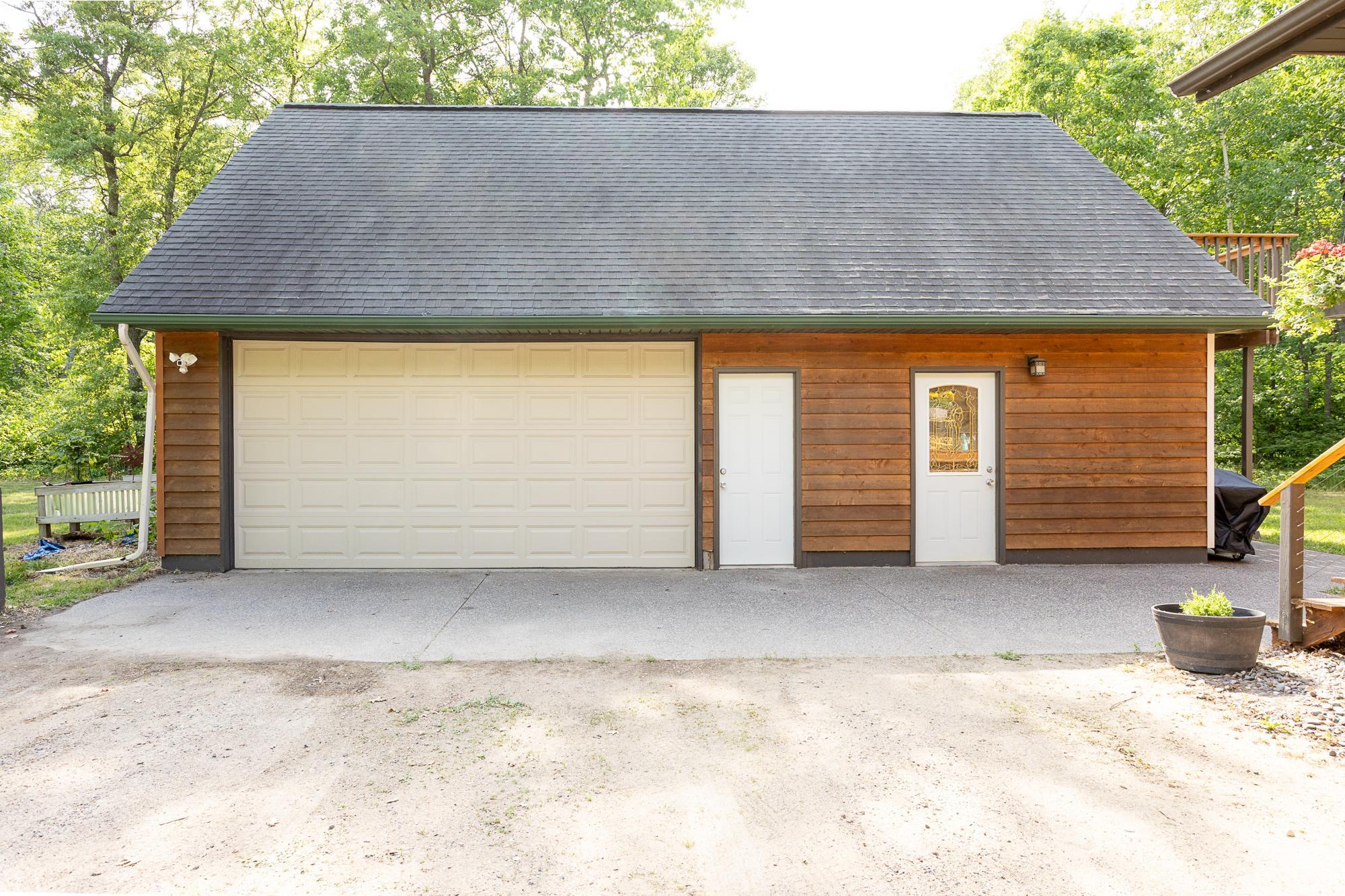 main property photo 72