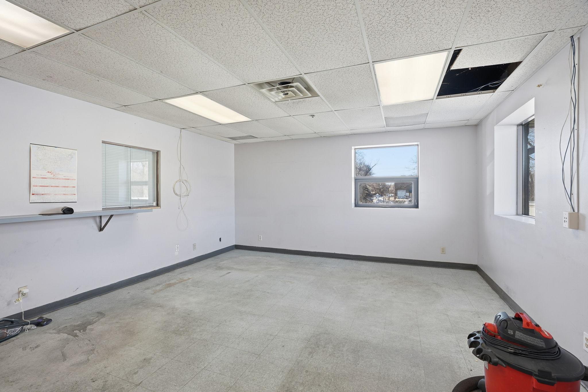 main property photo 58