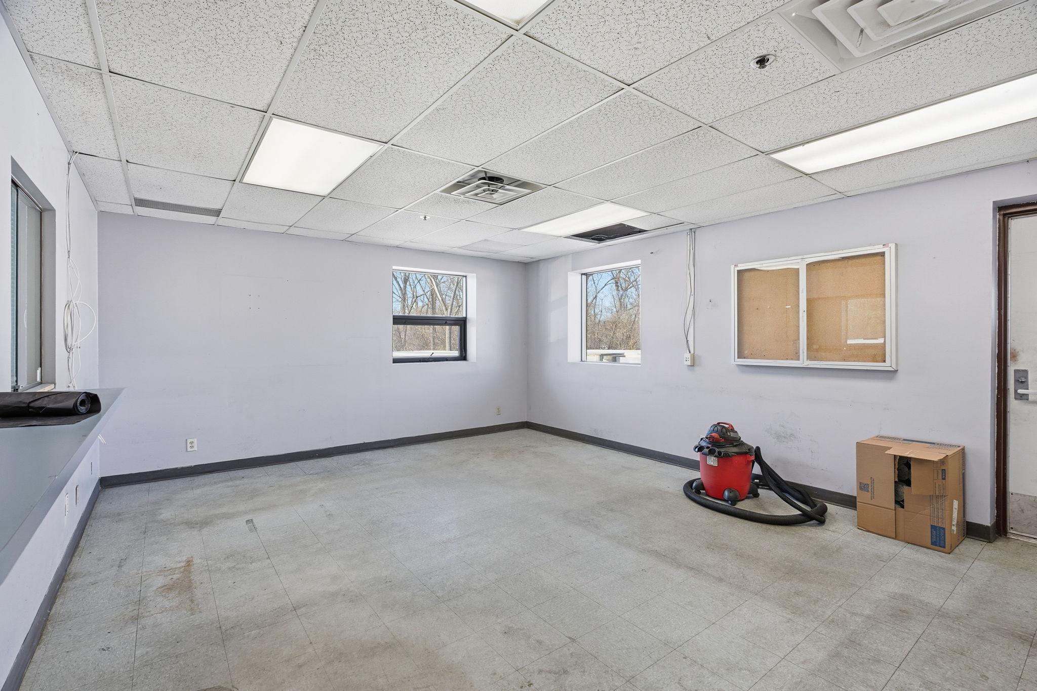 main property photo 60