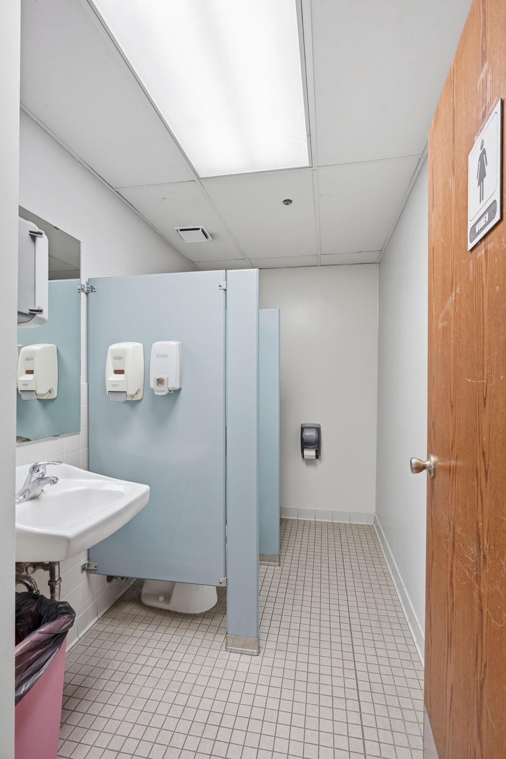 main property photo 63