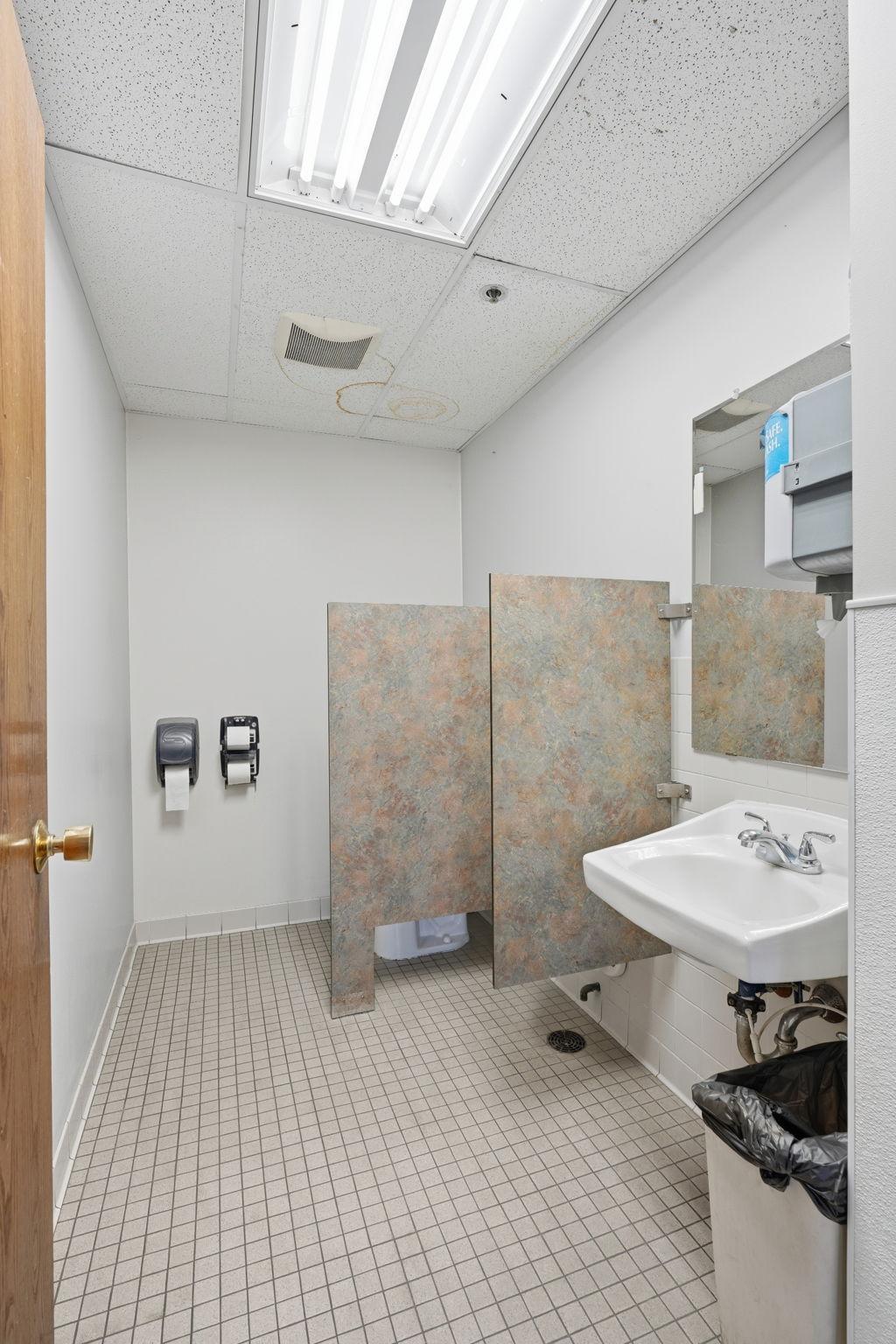 main property photo 64
