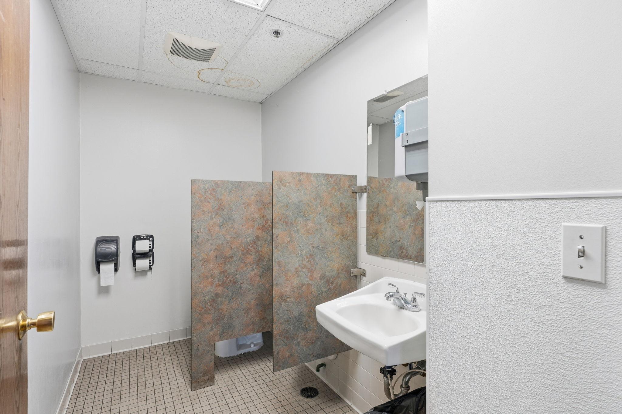 main property photo 65