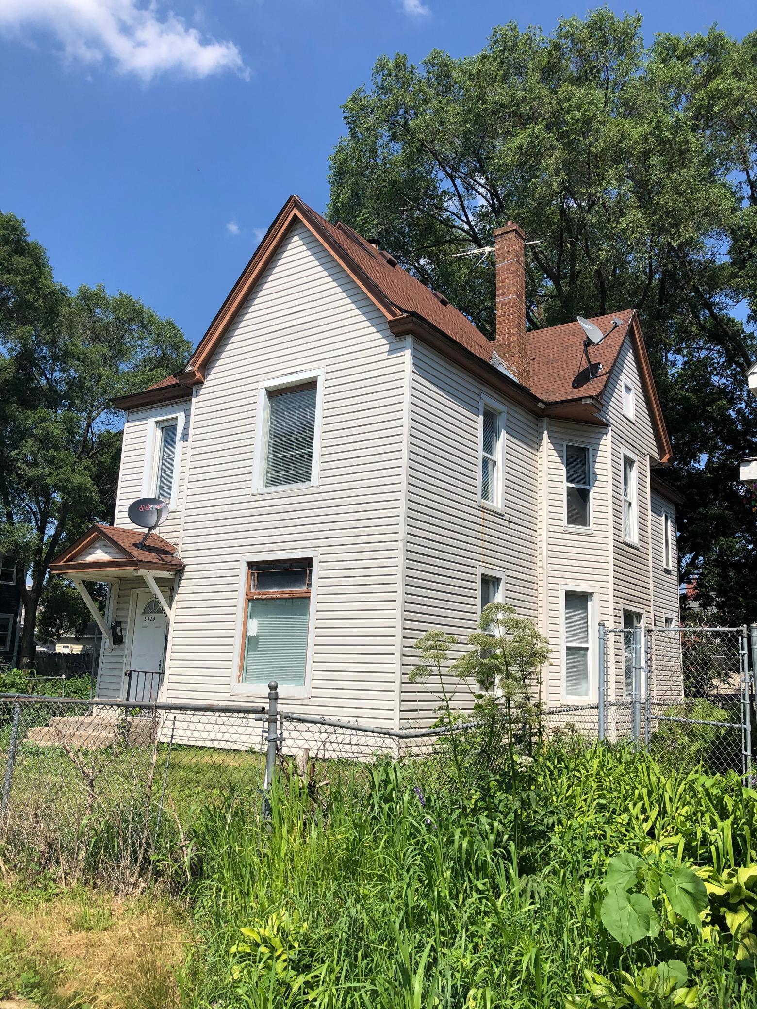 main property photo 2