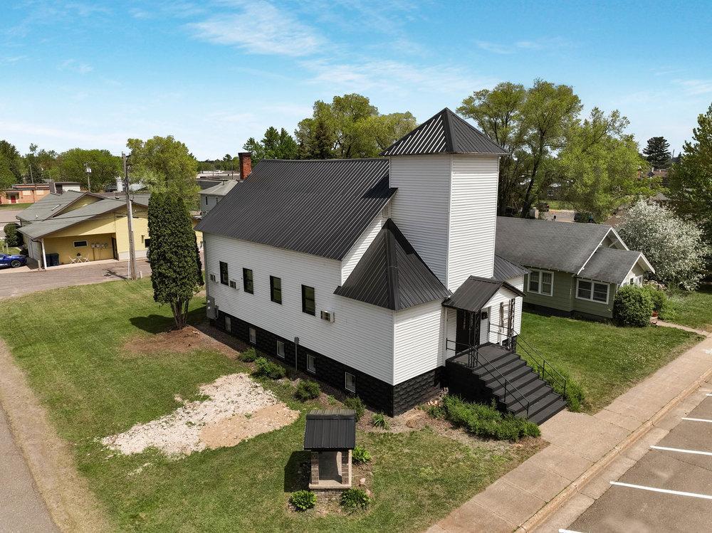 main property photo 5