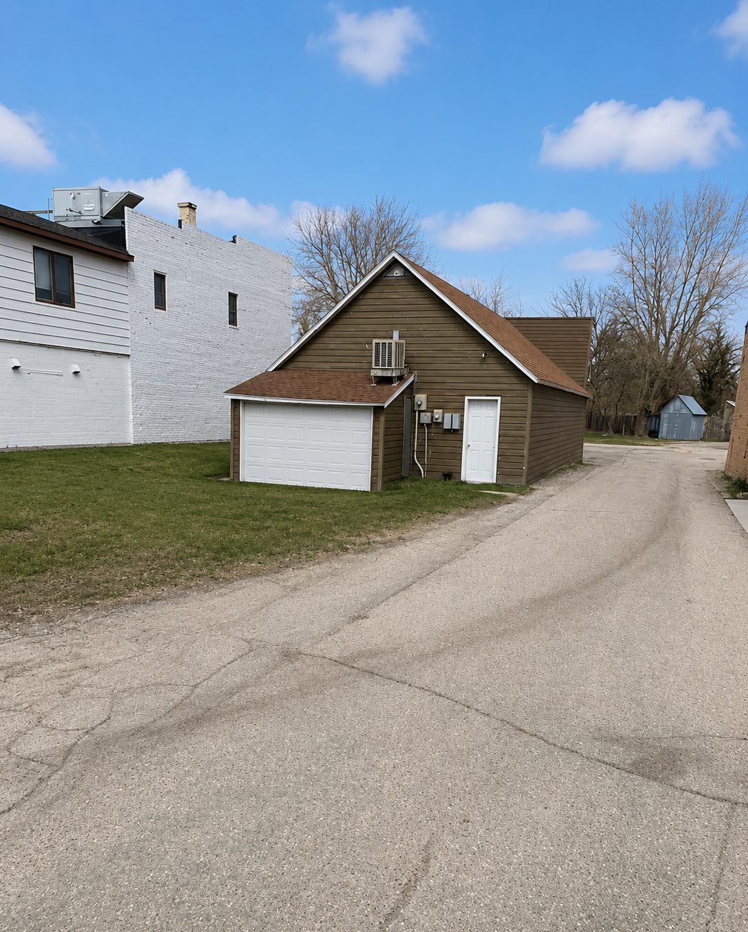 main property photo 10