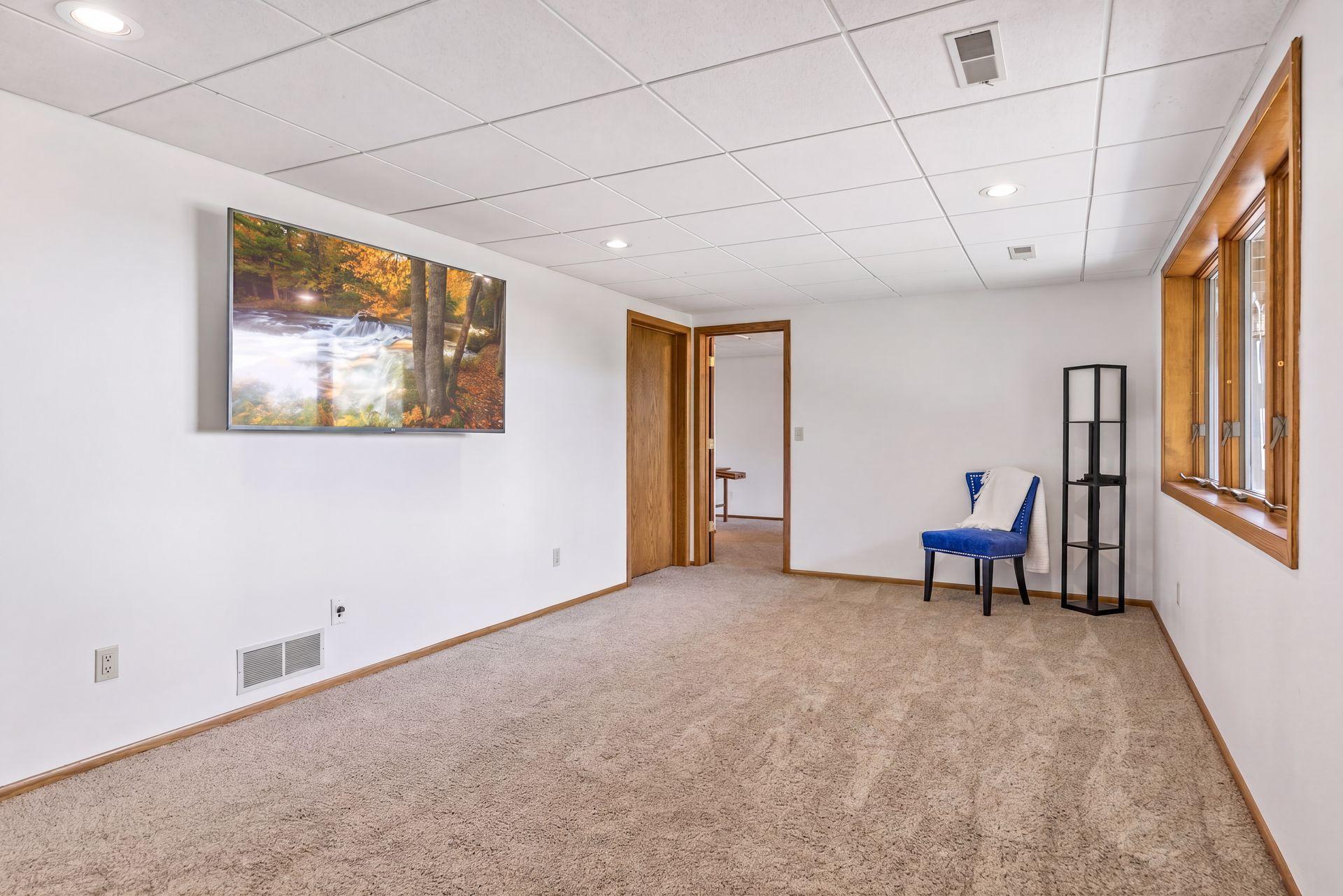 main property photo 60