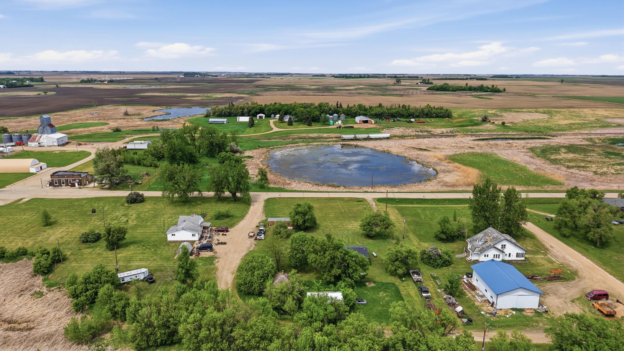 main property photo 15