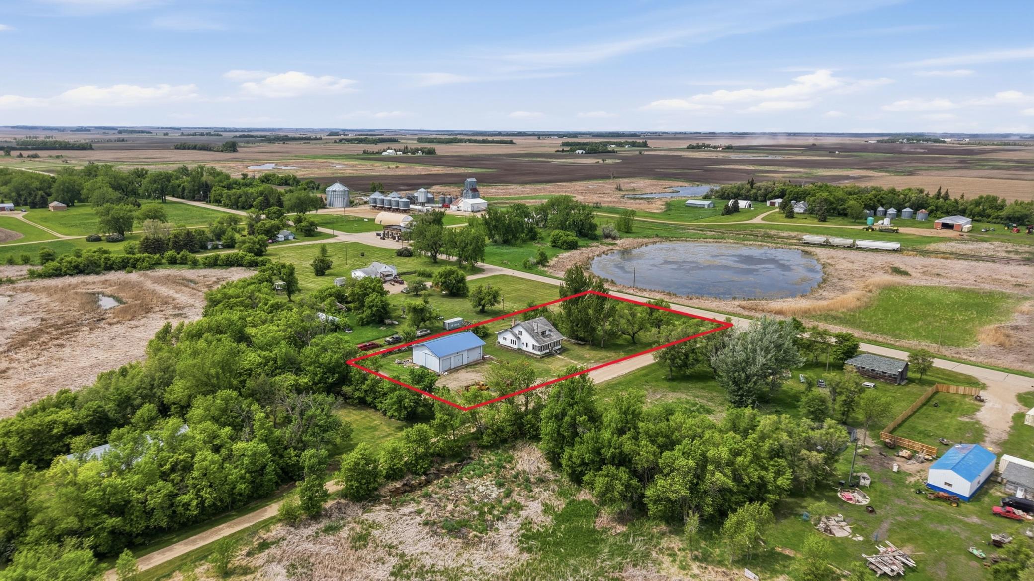 main property photo 17