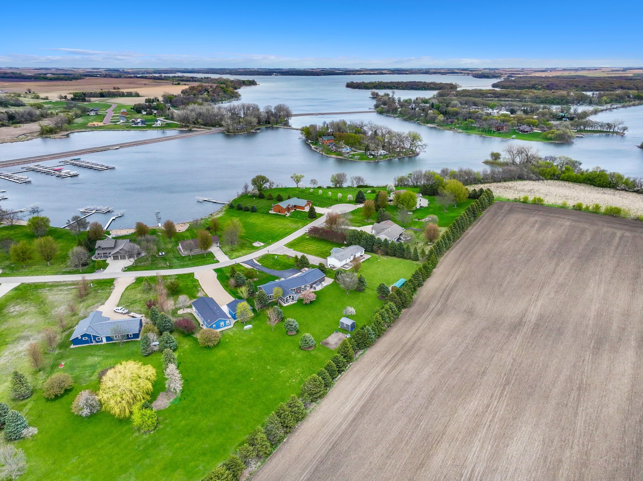 main property photo 4