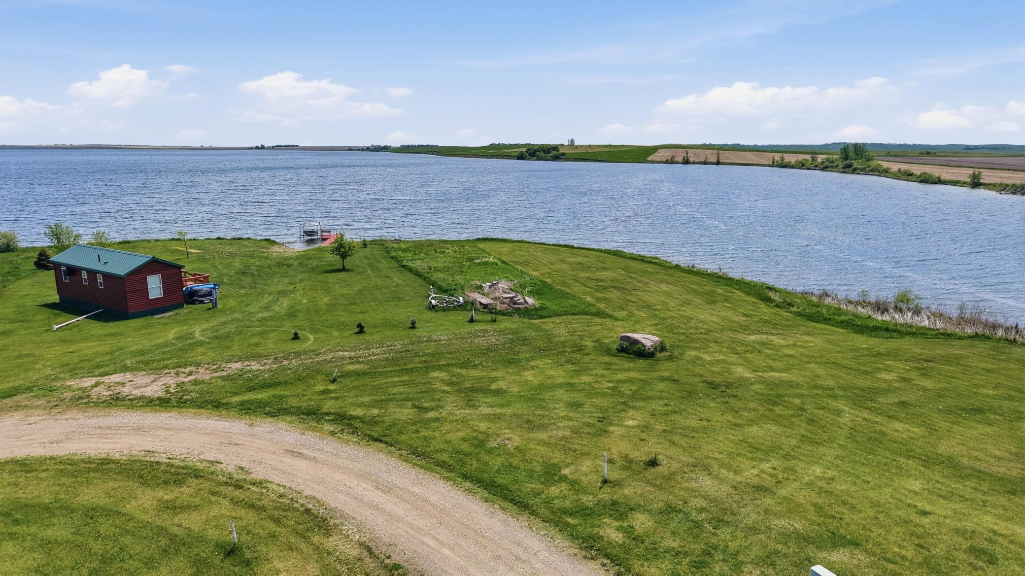 main property photo 15