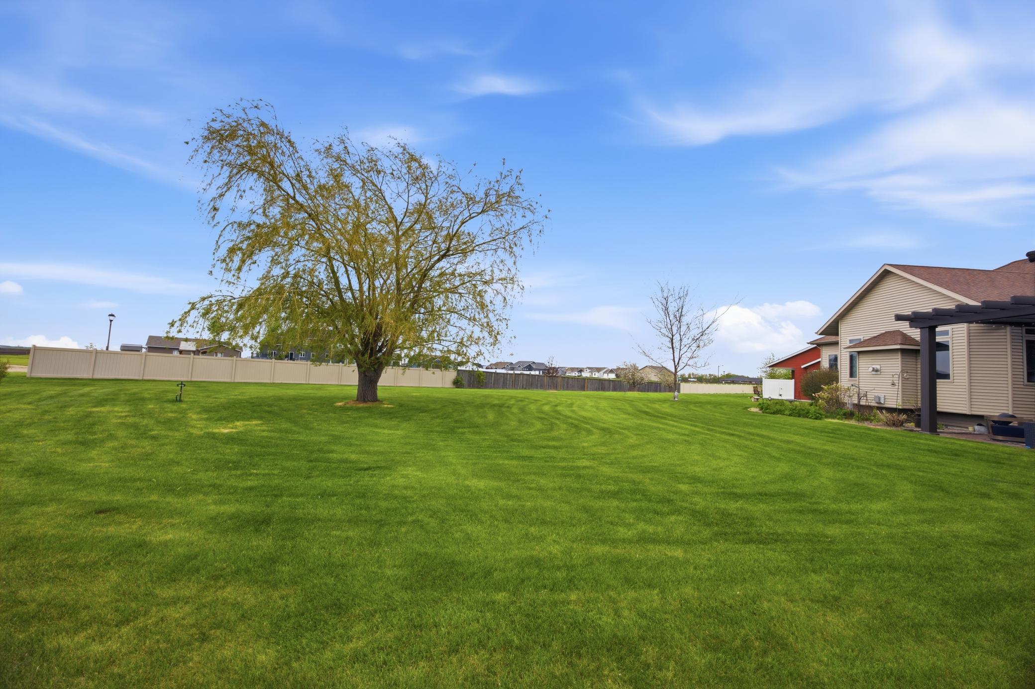 main property photo 9