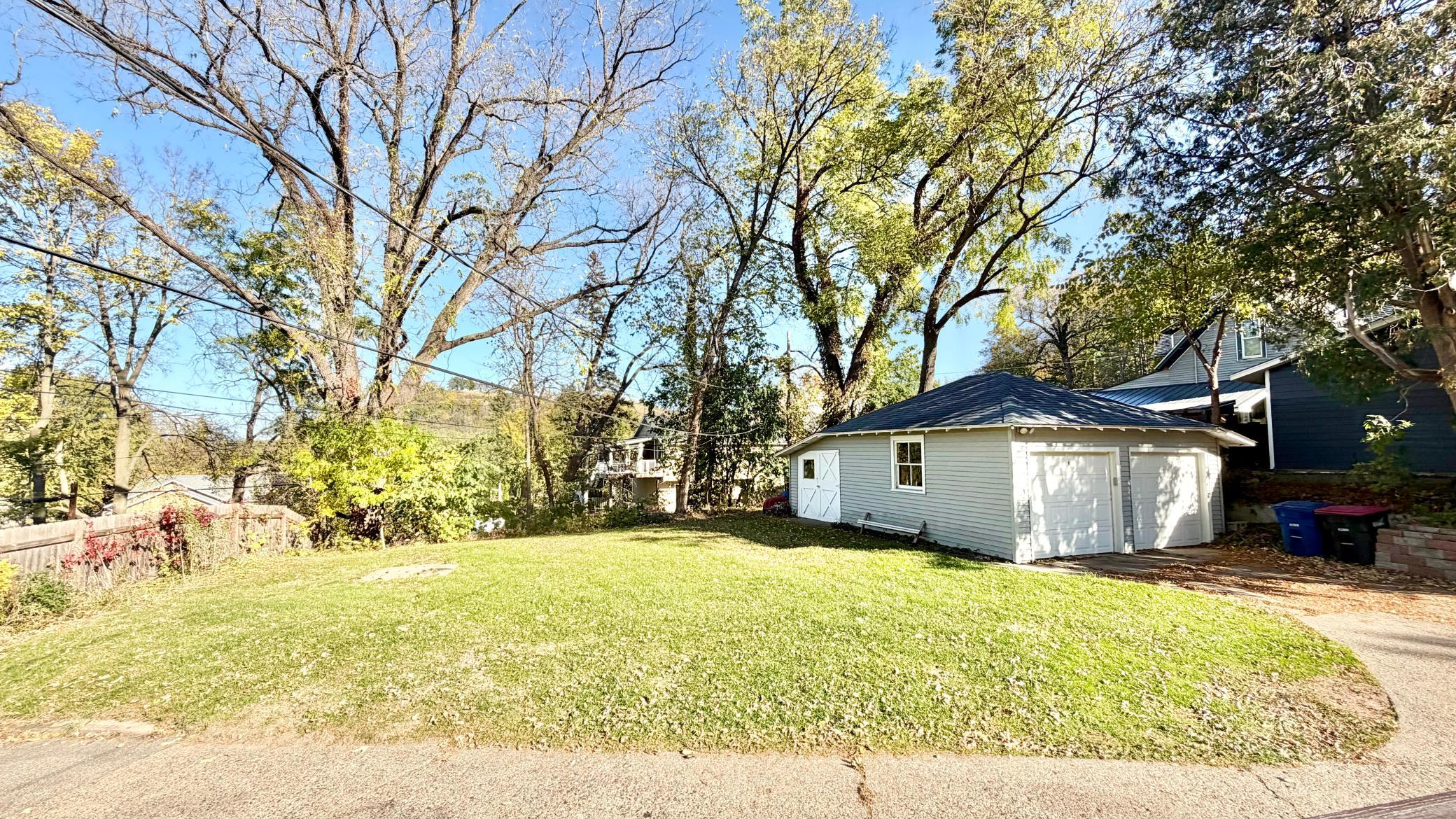 main property photo 51