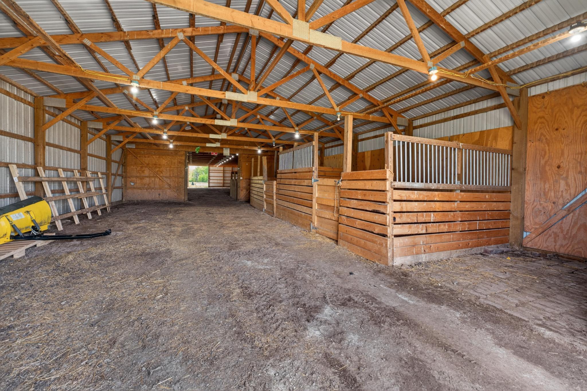 main property photo 45