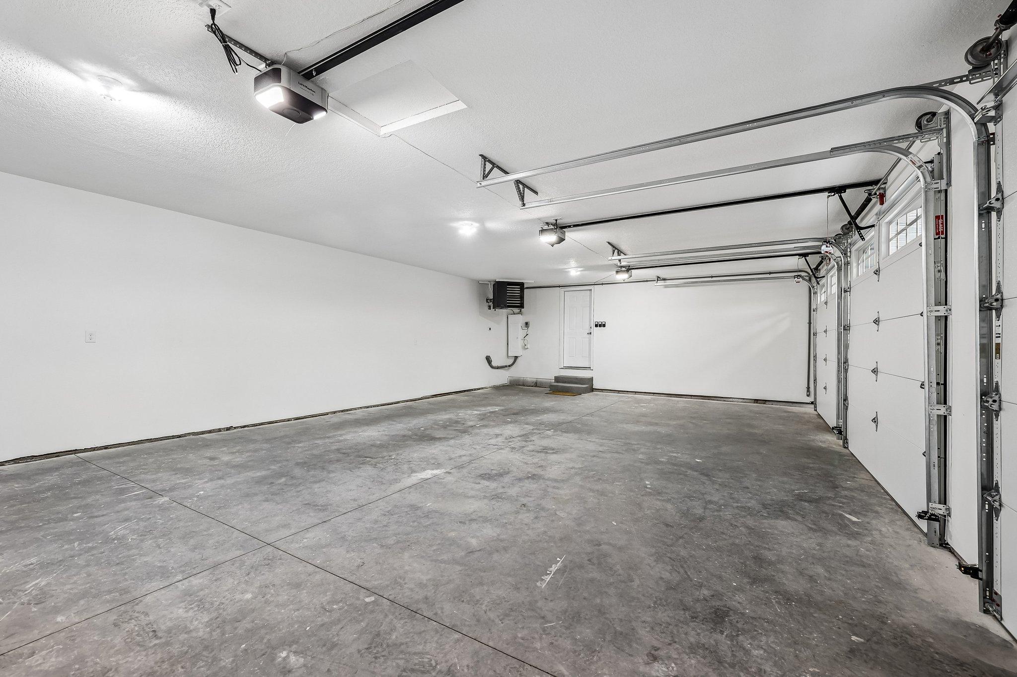 main property photo 54