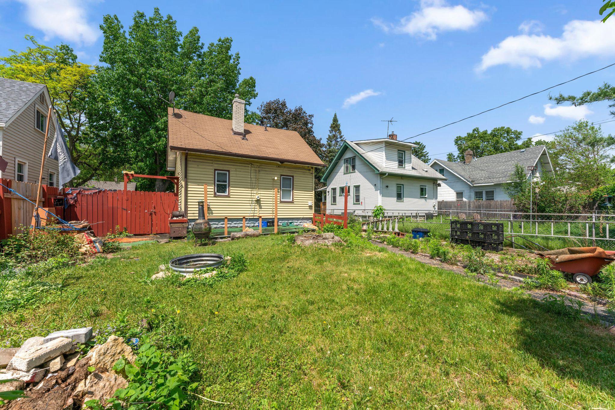 main property photo 24